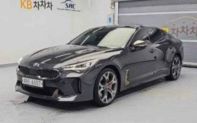 스팅어 중고차 스팅어 가솔린 3.3 터보 2WD 매물 사진 1 - 2017/09 81,317km